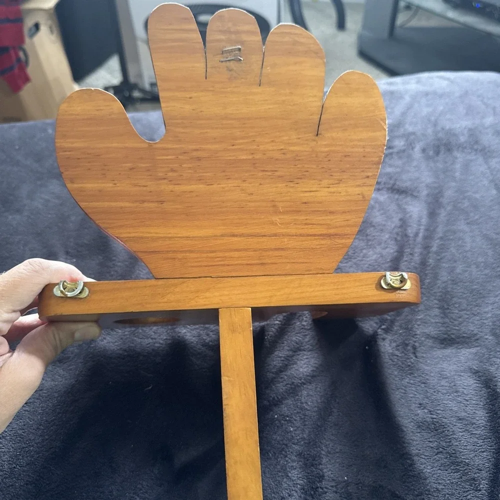 Baseball‎ Shelf Wall Mount